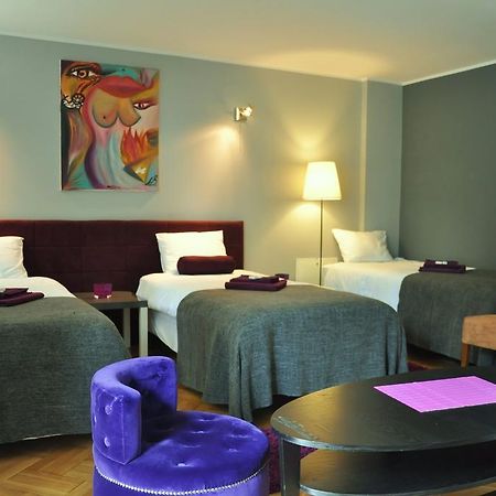 Anton House Hotel วอร์ซอ ภายนอก รูปภาพ